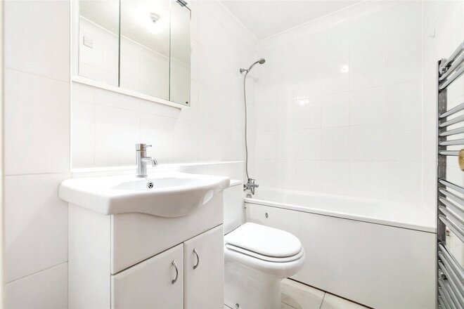 Chaseley Drive, London, W4