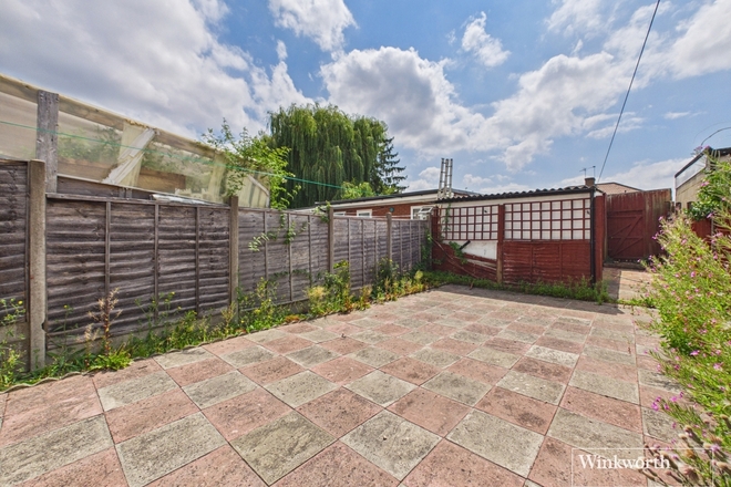 Reynolds Drive, Edgware, HA8
