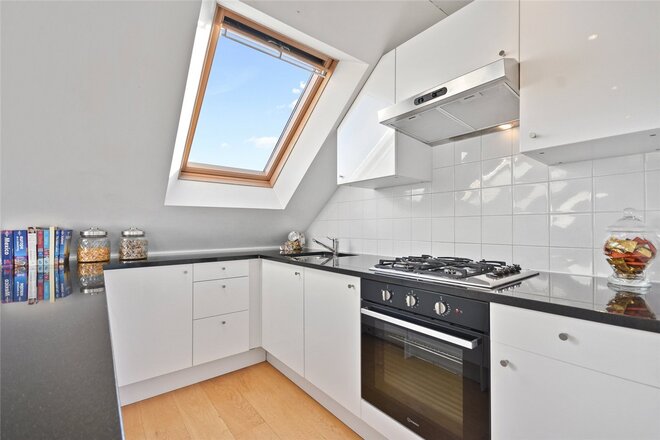 Dunraven Road, London, W12