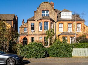 Killieser Avenue, London, SW2