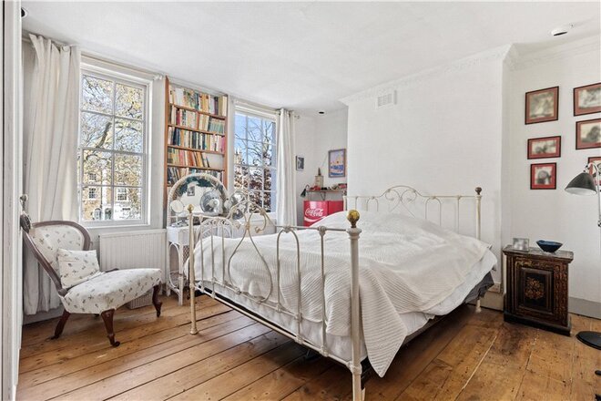 Cleaver Square, Kennington, SE11