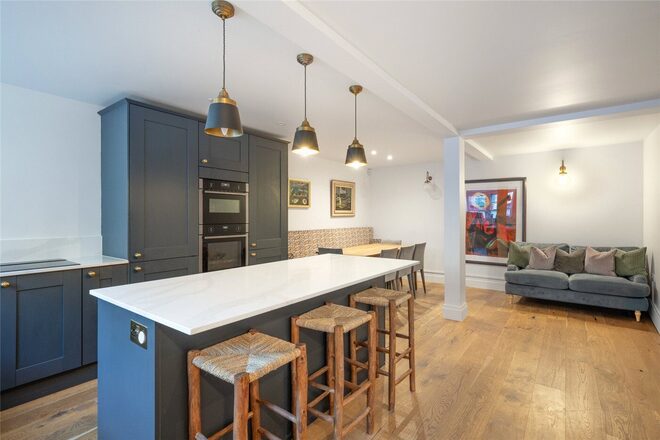 Chippenham Mews, London, W9