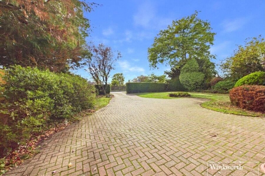 Picture No. 32