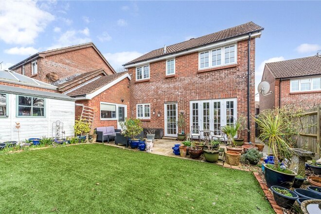 Waverley Drive, Winchester, SO21