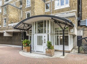 St. Luke's Estate, London, EC1V