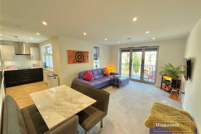 Lymington Road, Dorset, BH23