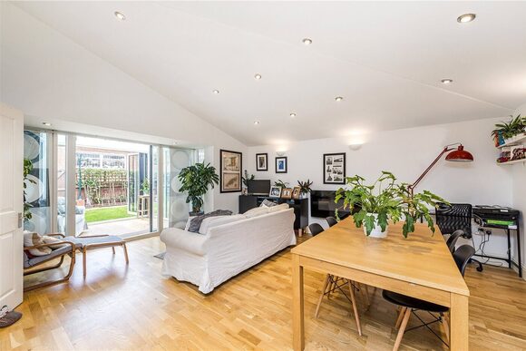 Birkbeck Hill, London, SE21