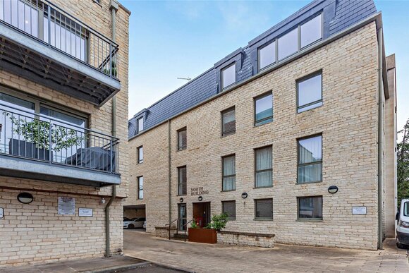 Victoria Bridge Road, Somerset, BA1