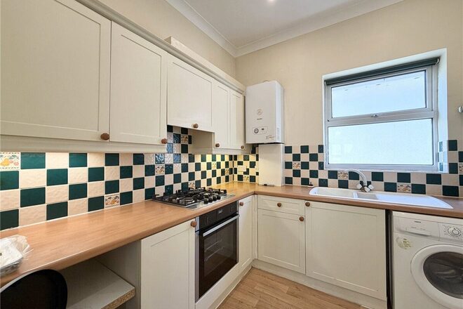 Branksome Dene Court, Bournemouth, BH4