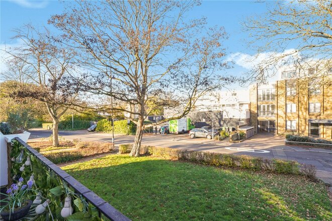 Fortis Green, London, N2