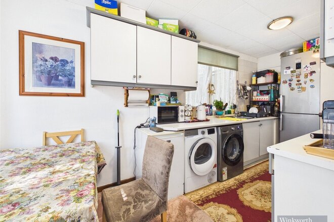 Eaton Drive, Kingston upon Thames, KT2