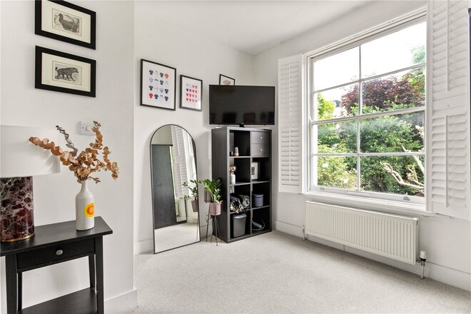 Cricketfield Road, London, E5