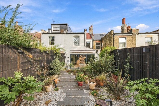Fairfax Road, London, N8
