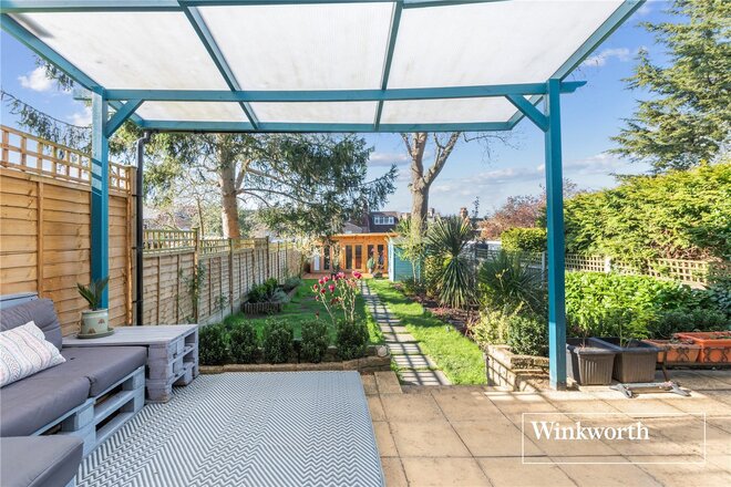 Eversleigh Road, Finchley, N3