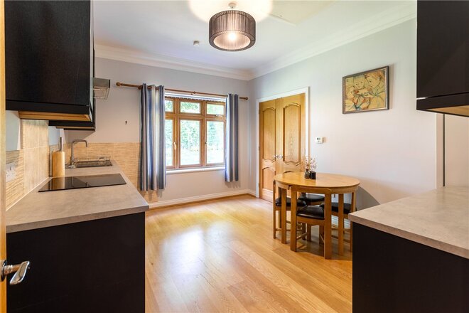 The Straits, Hampshire, GU35