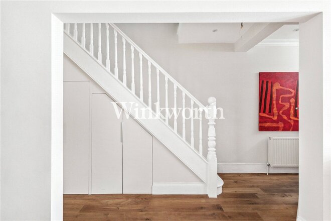 Woodside Gardens, London, N17