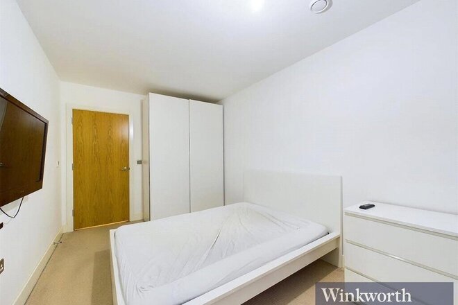 Lyon Road, Harrow, HA1
