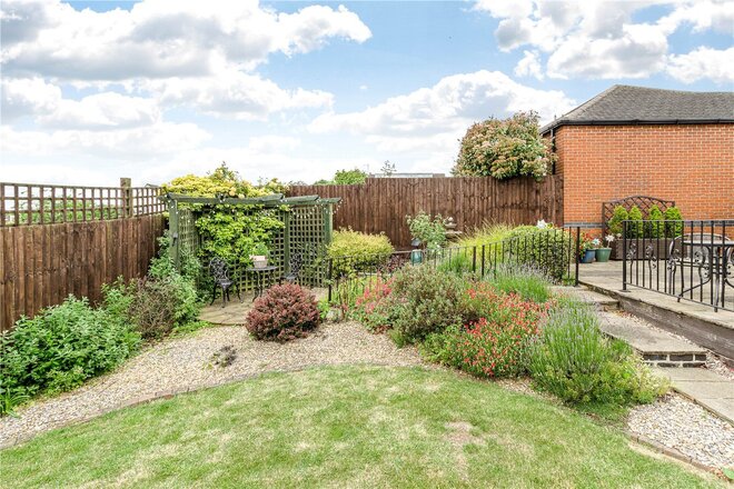 Oak Tree Close, Little Billing, NN3
