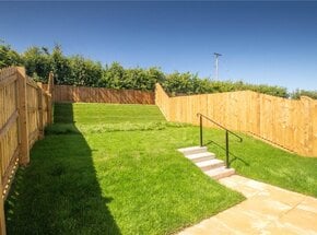 Yeo Crescent, Devon, EX17