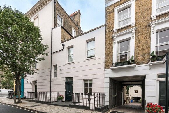 The Old Post House, London, SW1V
