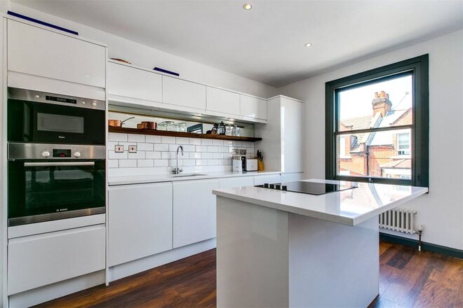 New Kings Road, London, SW6