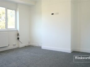 Connaught Road, Barnet, EN5