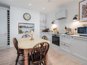 Lordship Lane, East Dulwich, SE22