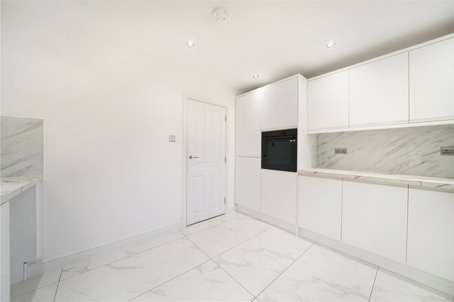 Girdlestone Walk, London, N19