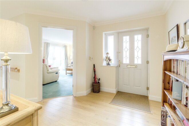 Oak Tree Close, Little Billing, NN3