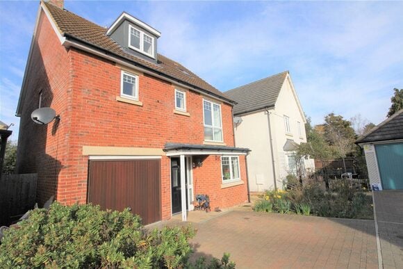 Newland Court, Gloucestershire, GL52