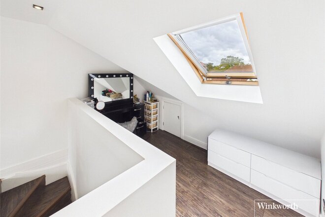 Newark Way, Hendon, NW4