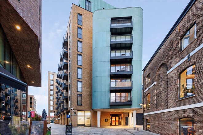 Bellwether Lane, London, SW18
