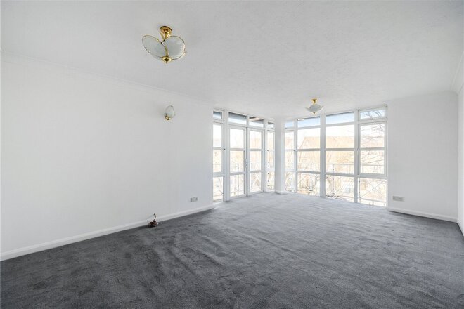 Eleanor Close, London, SE16