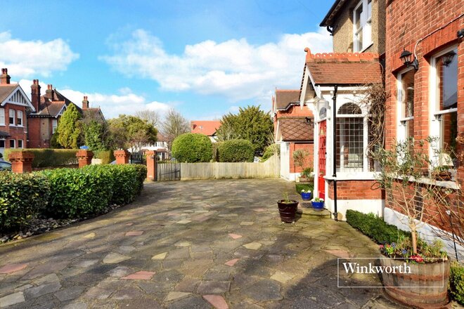 Cornwall Road, Sutton, SM2