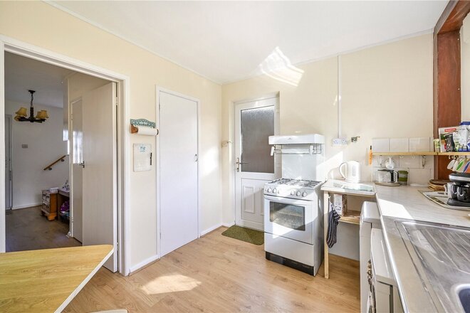 Ruden Way, Surrey, KT17