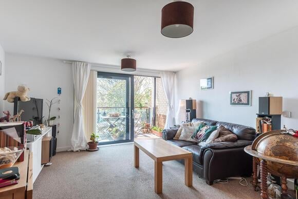 Hotspur Street, UK, SE11
