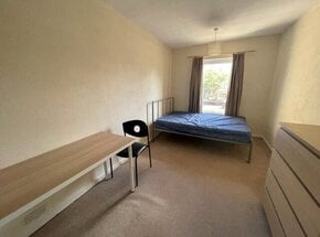 The Chantrys, Surrey, GU9