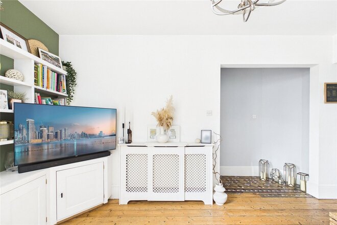 Ashlake Road, London, SW16