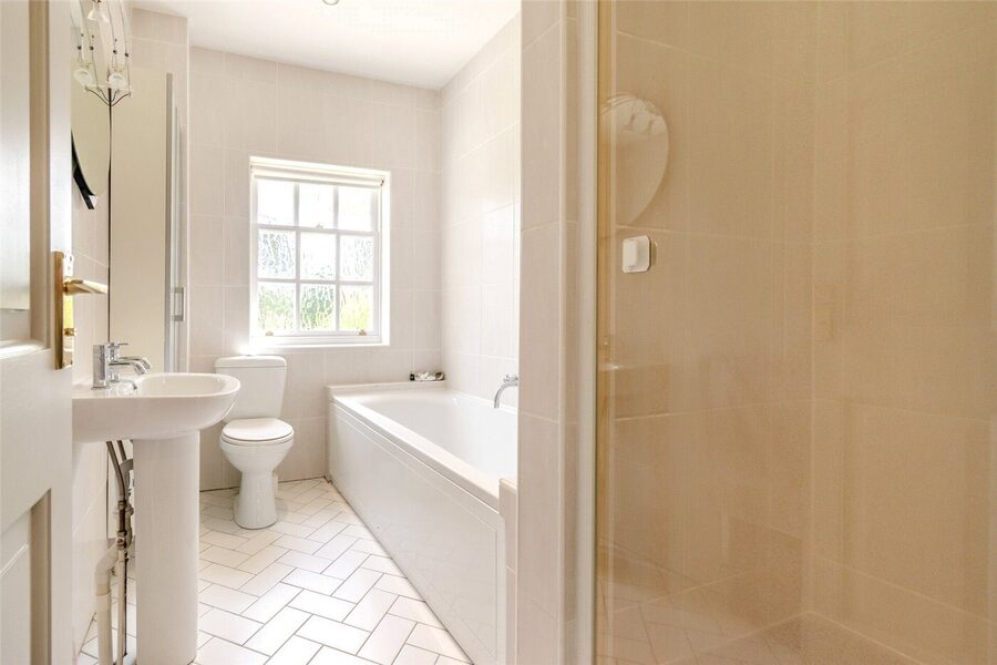 Fam Bathroom