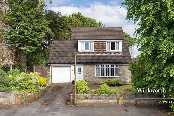 Sunnylands Avenue, Dorset, BH6