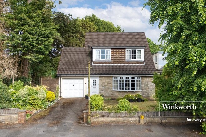 Sunnylands Avenue, Dorset, BH6