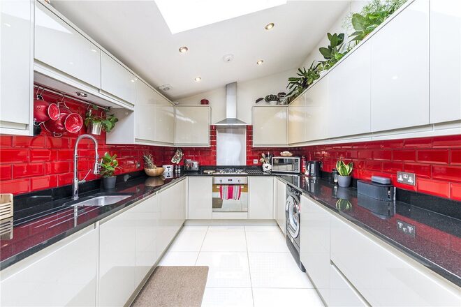 Birkbeck Hill, London, SE21
