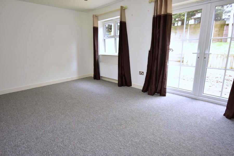 A LIVING ROOM 2.JPG