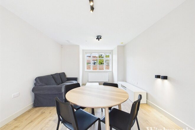 Lowfield Road, London, W3