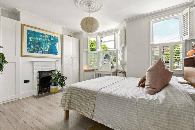 Roding Road, London, E5