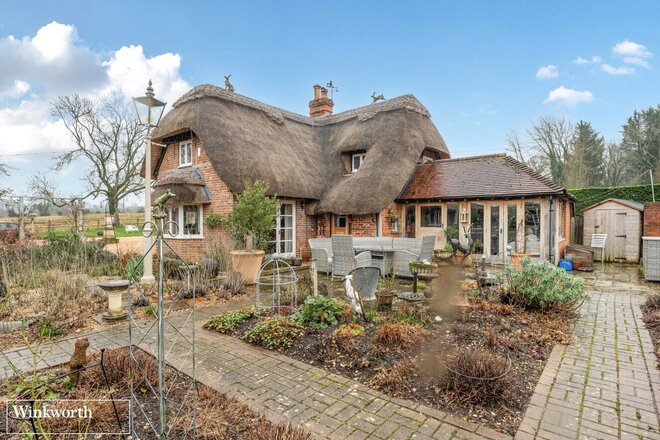 Tunworth, Hampshire, RG25