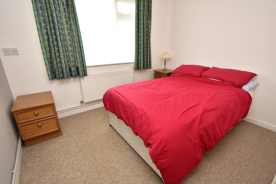 A BEDROOM 2.JPG