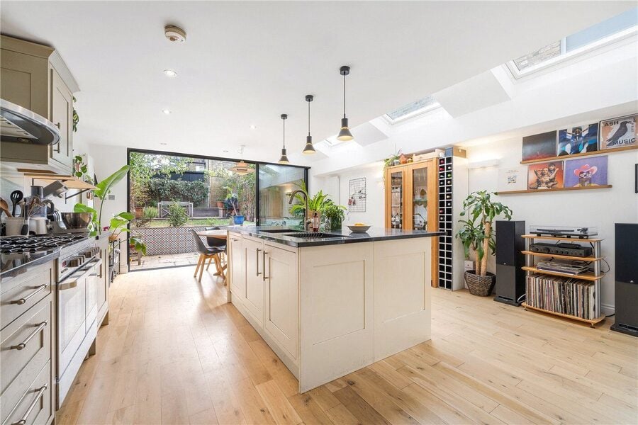 Dining / Kitchen