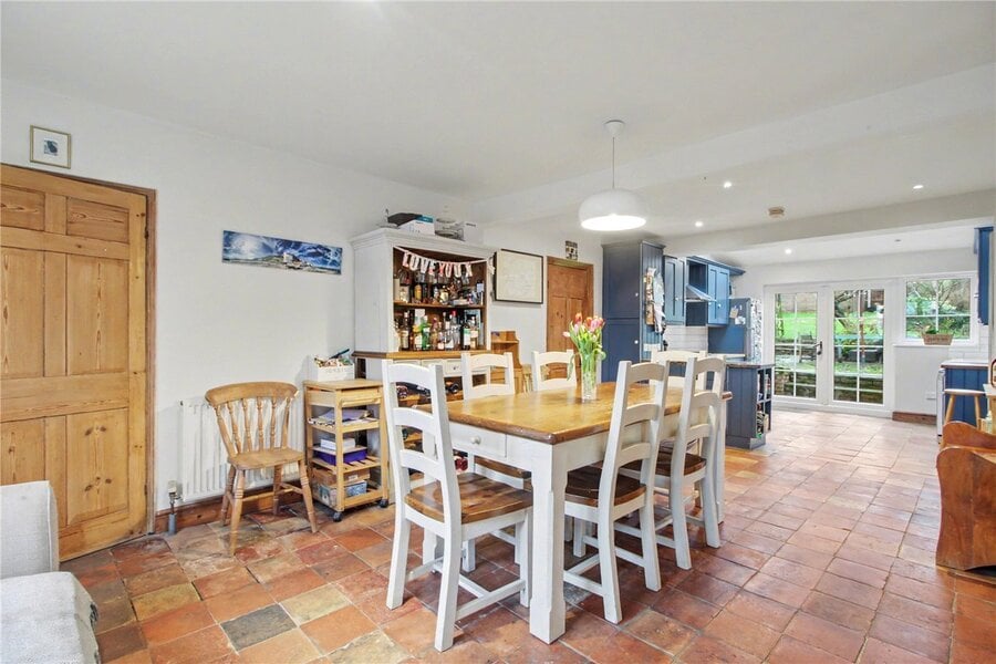 Kitchen/Dining
