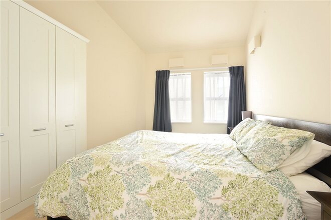 Crawthew Grove, East Dulwich, SE22